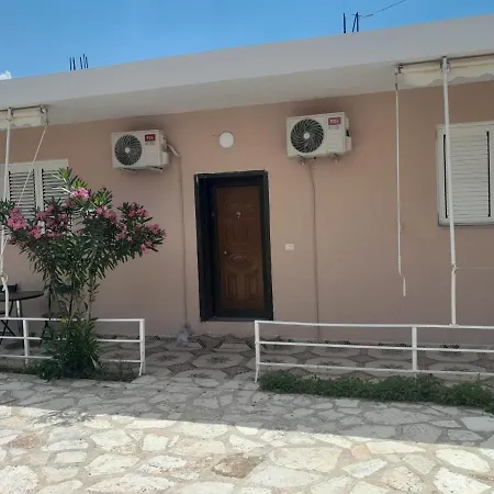 Zaho Guest house *