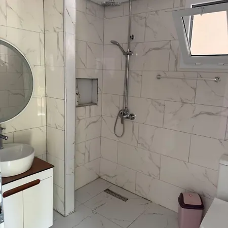 Guest house Zaho Dhermi